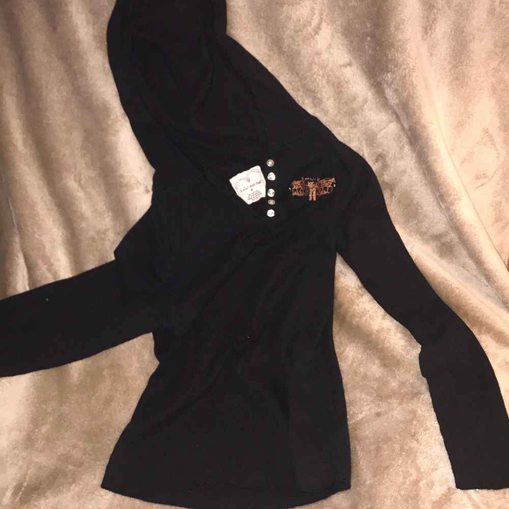 Levi’s vintage lightweight top
